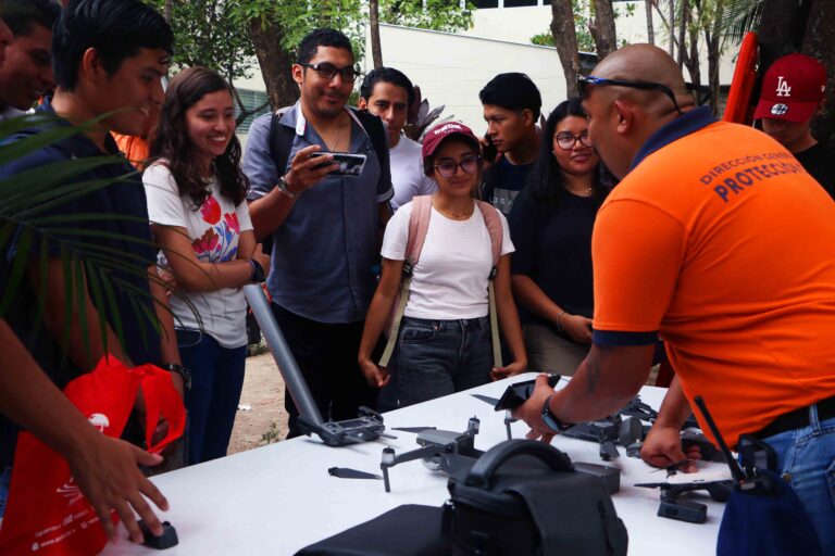 Protección Civil expone su experiencia en la Semana «CivilTech 2025»