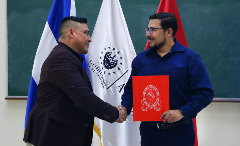 La UES y ANDA fortalecen la formación técnica y profesional en El Salvador mediante una alianza estratégica