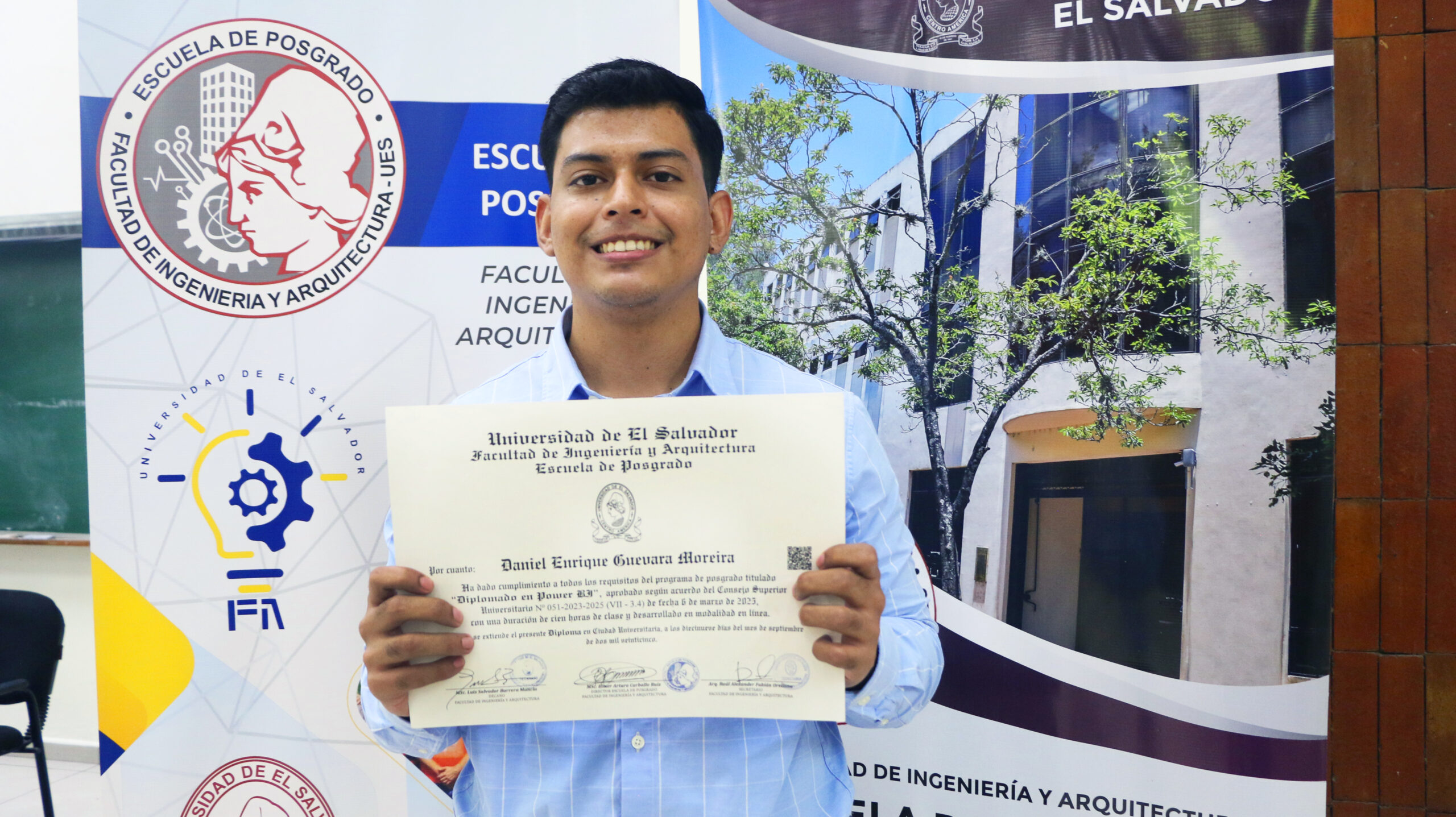 Graduado25