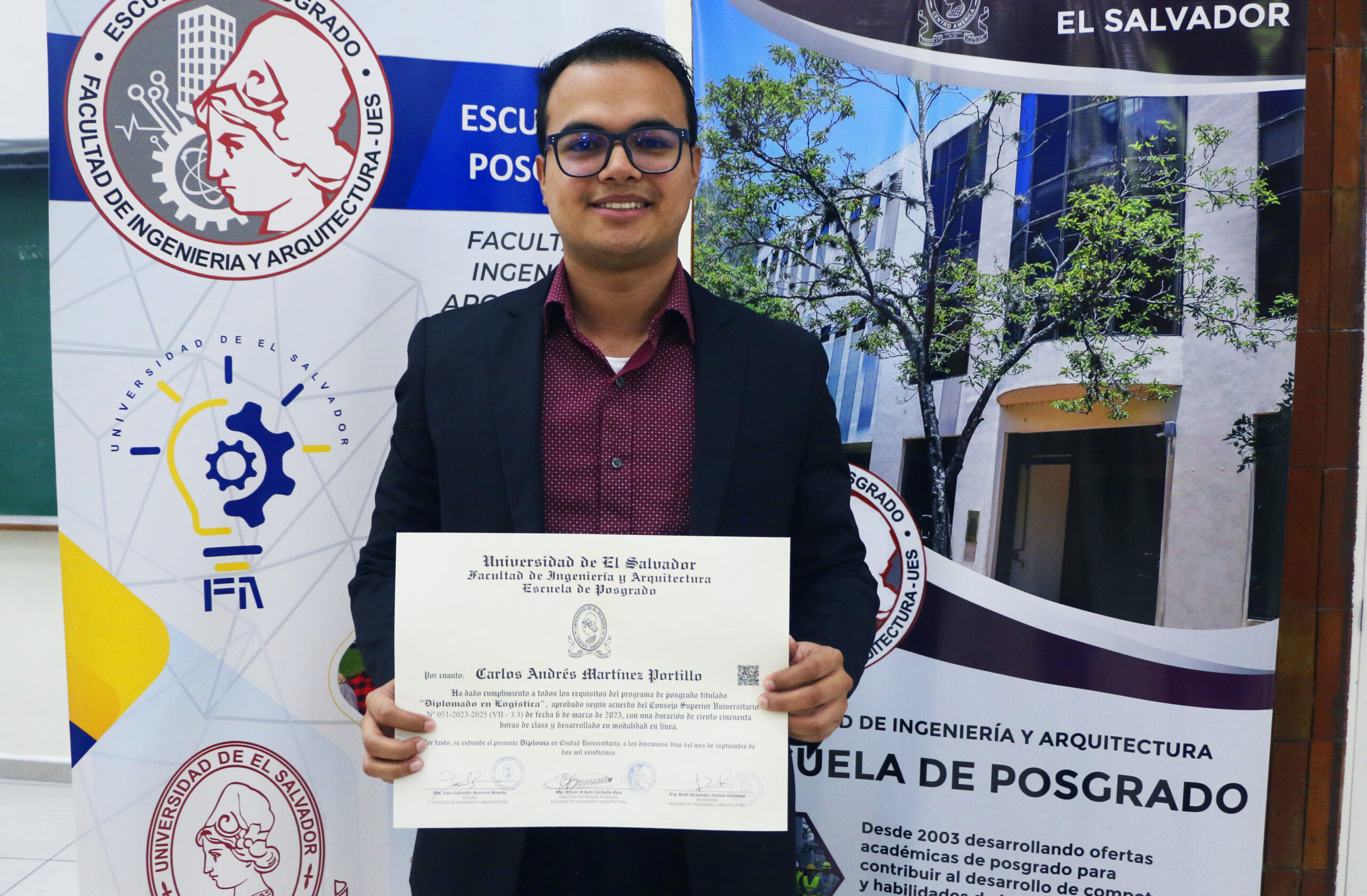 Graduado56