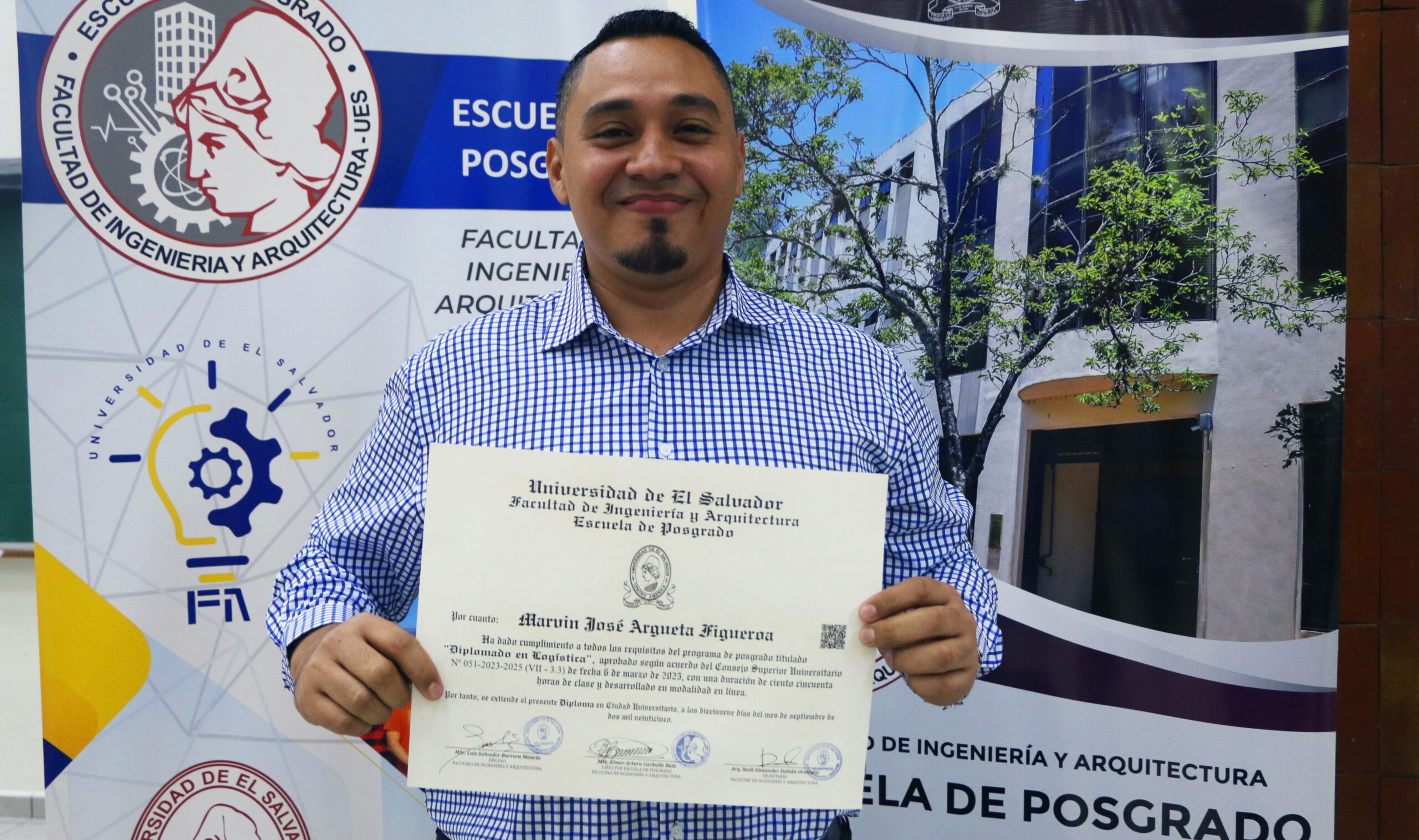 Graduado65