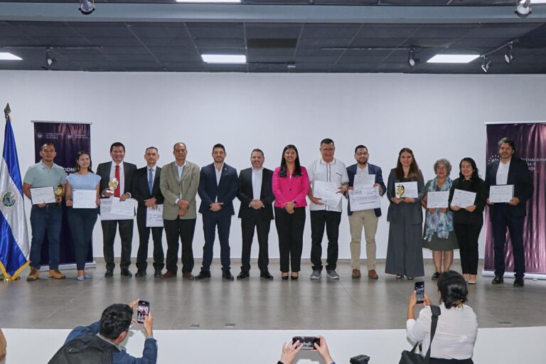 FIA destaca en el Premio Nacional a la Investigación Científica 2025